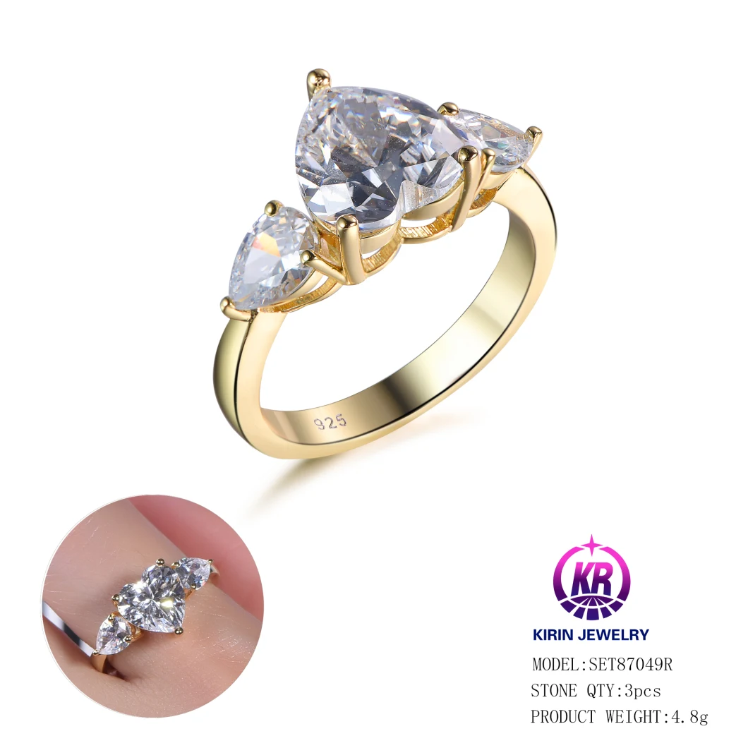 2022 Valentine&prime;s Day Gift Iced out Bling CZ Heart Shaped Ring Gemstone Ring Fine Jewelry Wholesale